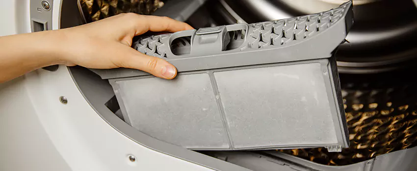 Signs Of A Clogged Dryer Lint Trap in Seven Oaks, South Carolina
